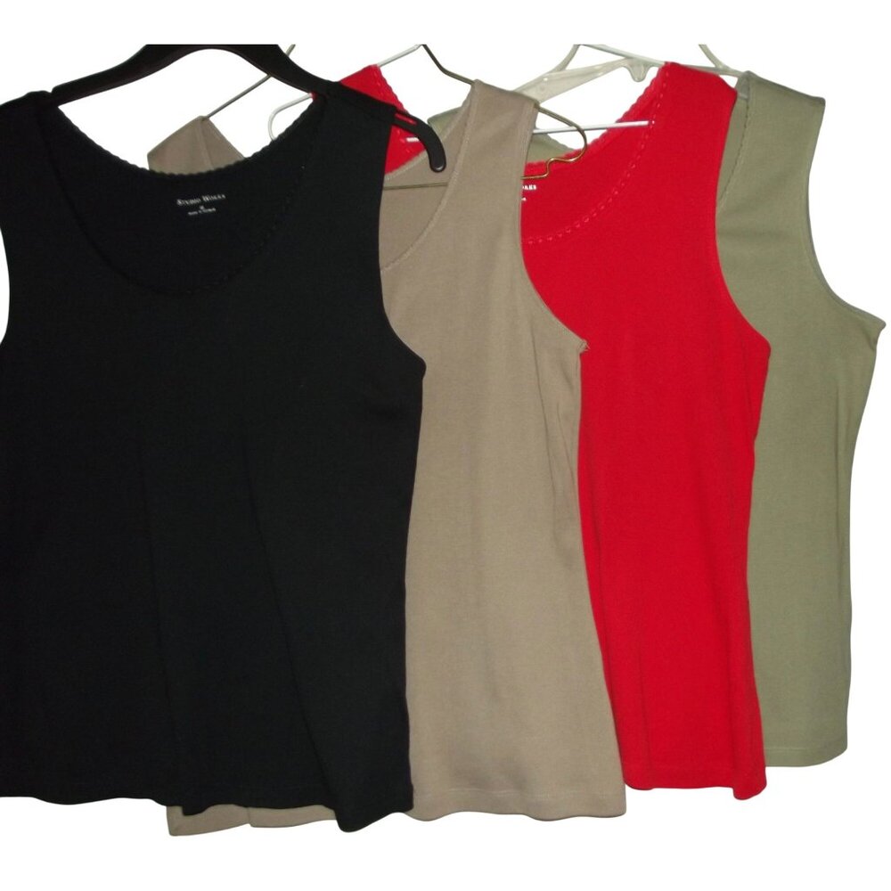 Studio Works Tank Top Women Medium (Lot of 4) scoop neck black brown red green